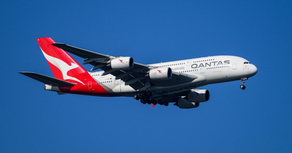 Qantas-showed-entire-plane-40