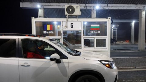 Schengen-zone-expands-but-border
