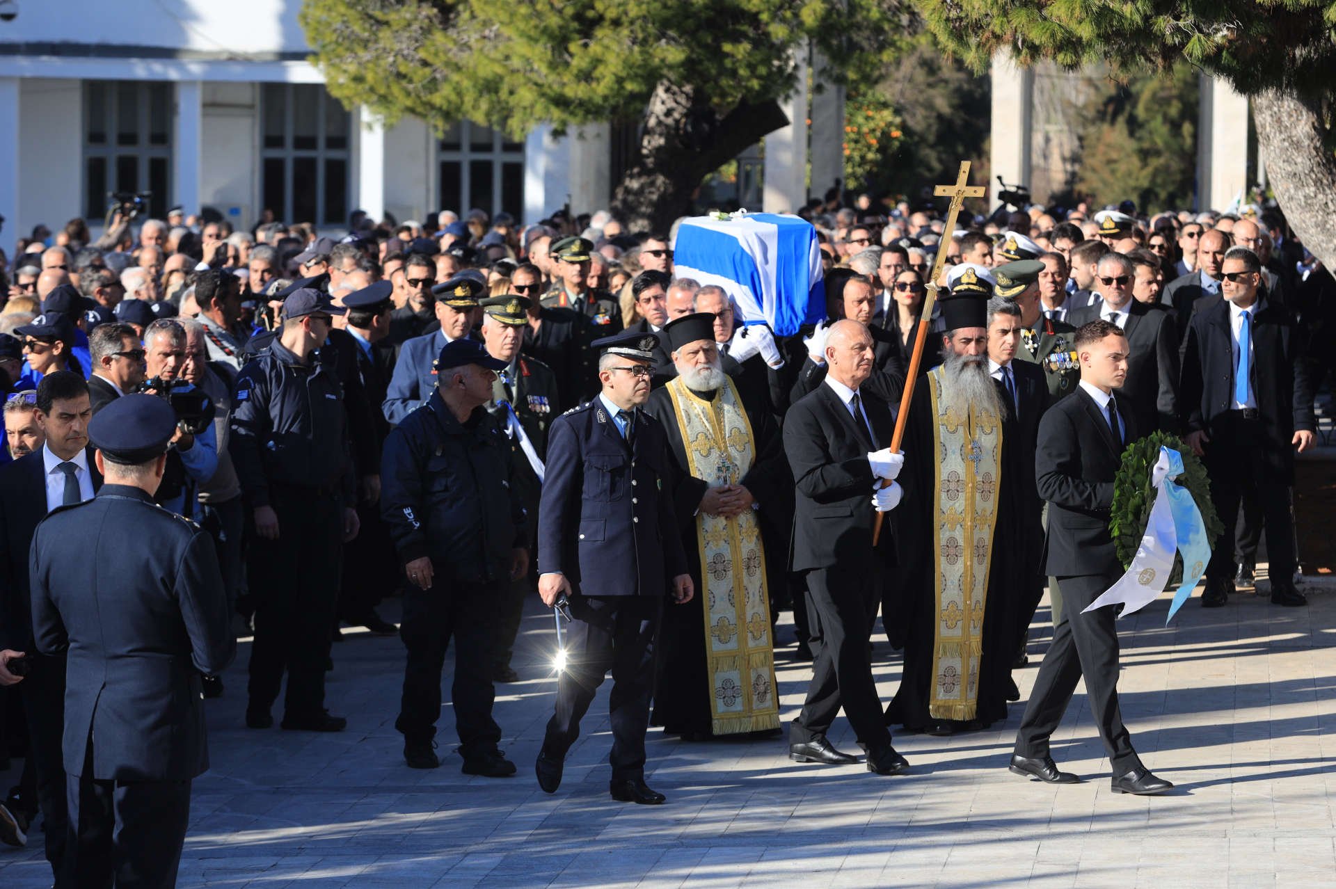 simitis-funeral-eurok-WEB_EK