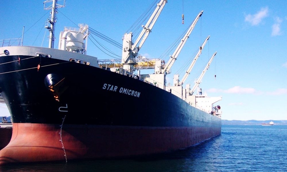 Star-Bulk-clears-out-five