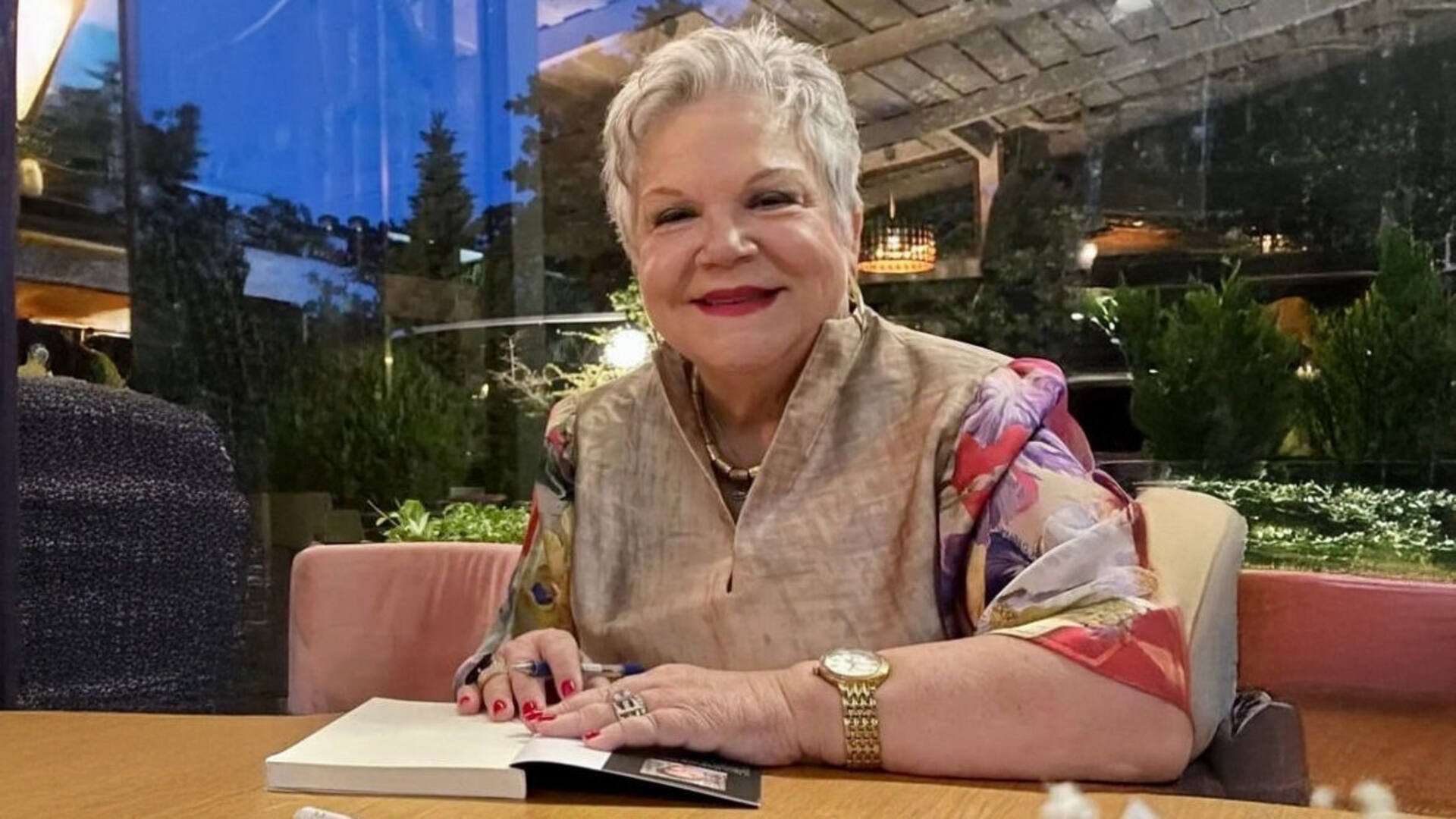 TeniaMakri-PRINT_39402