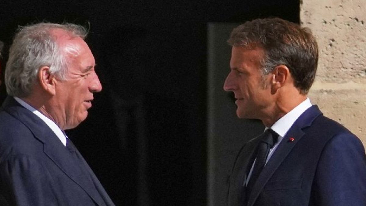The-fall-of-Macrons-government