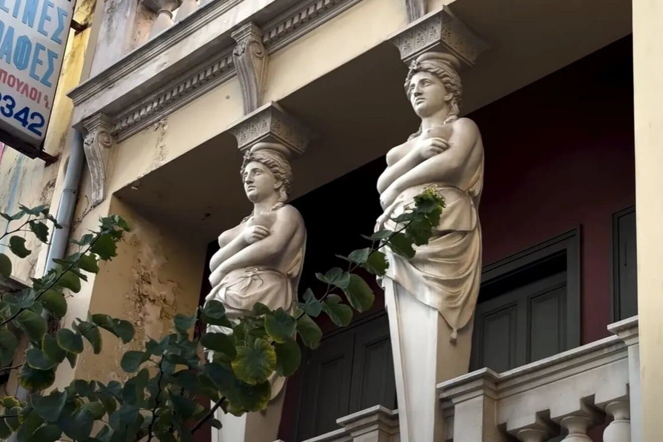 The-House-With-the-Caryatids