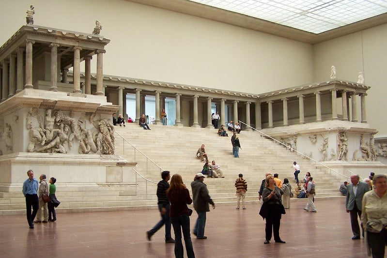 The-Monumental-Greek-Beauty-of