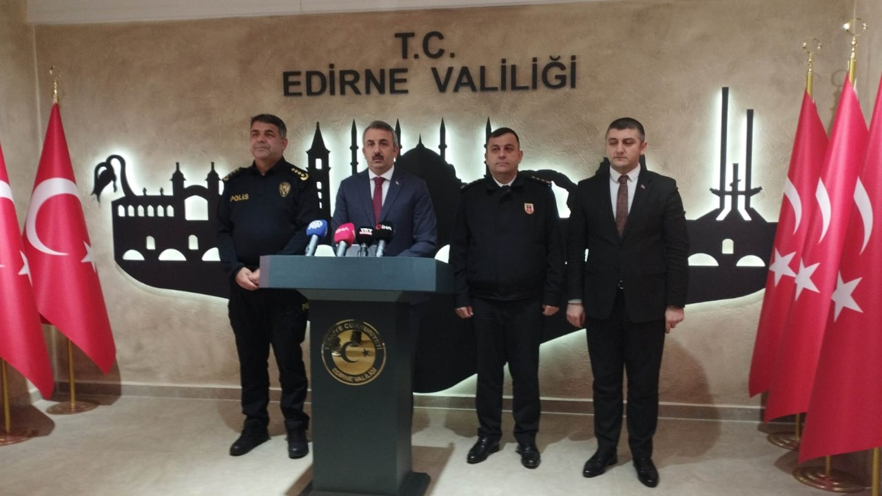 Turkey-begins-building-8.5-km-wall