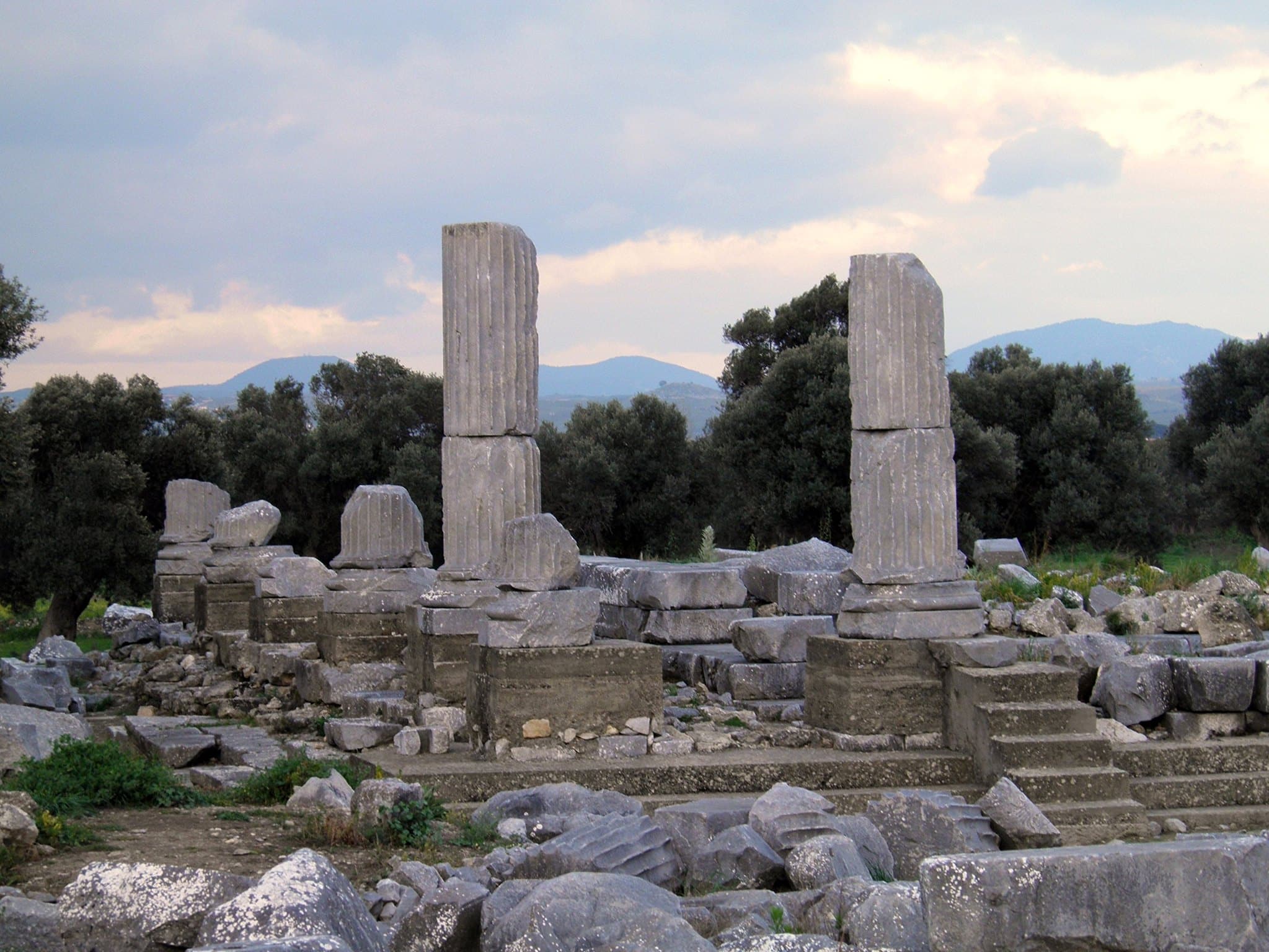 Unearthed-Secrets-of-Ancient-Greek