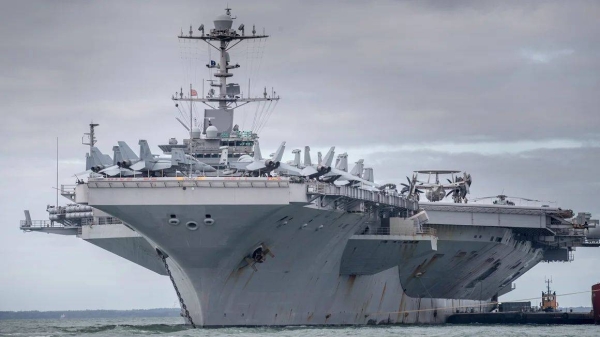 US-aircraft-carrier-collides-with