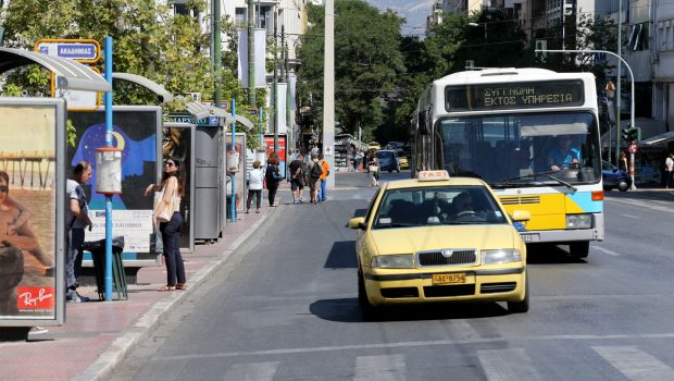 Παραλύει η χώρα την Τετάρτη: Πώς θα κινηθούν τα ΜΜΜ – 48ωρο χειρόφρενο και στα ταξί | in.gr