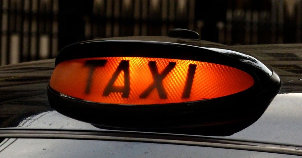 skotia-i-odigi-taxi-tou