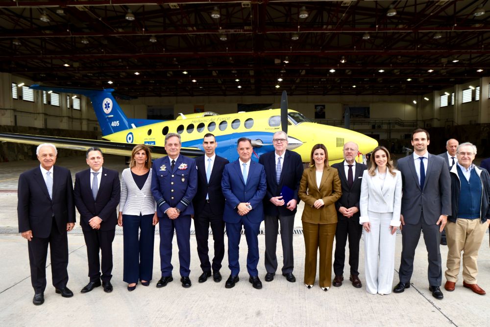 416-ekat.-i-sinoliki 41,6 εκατ. $ η συνολική δωρεά του ΙΣΝ – Νέο King Air 360C στο ΕΚΑΒ