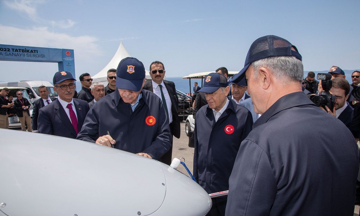 bori-na-agorasi-i-ellada Μπορεί να αγοράσει η Ελλάδα 2 Bayraktar και να τα αντιγράψει;