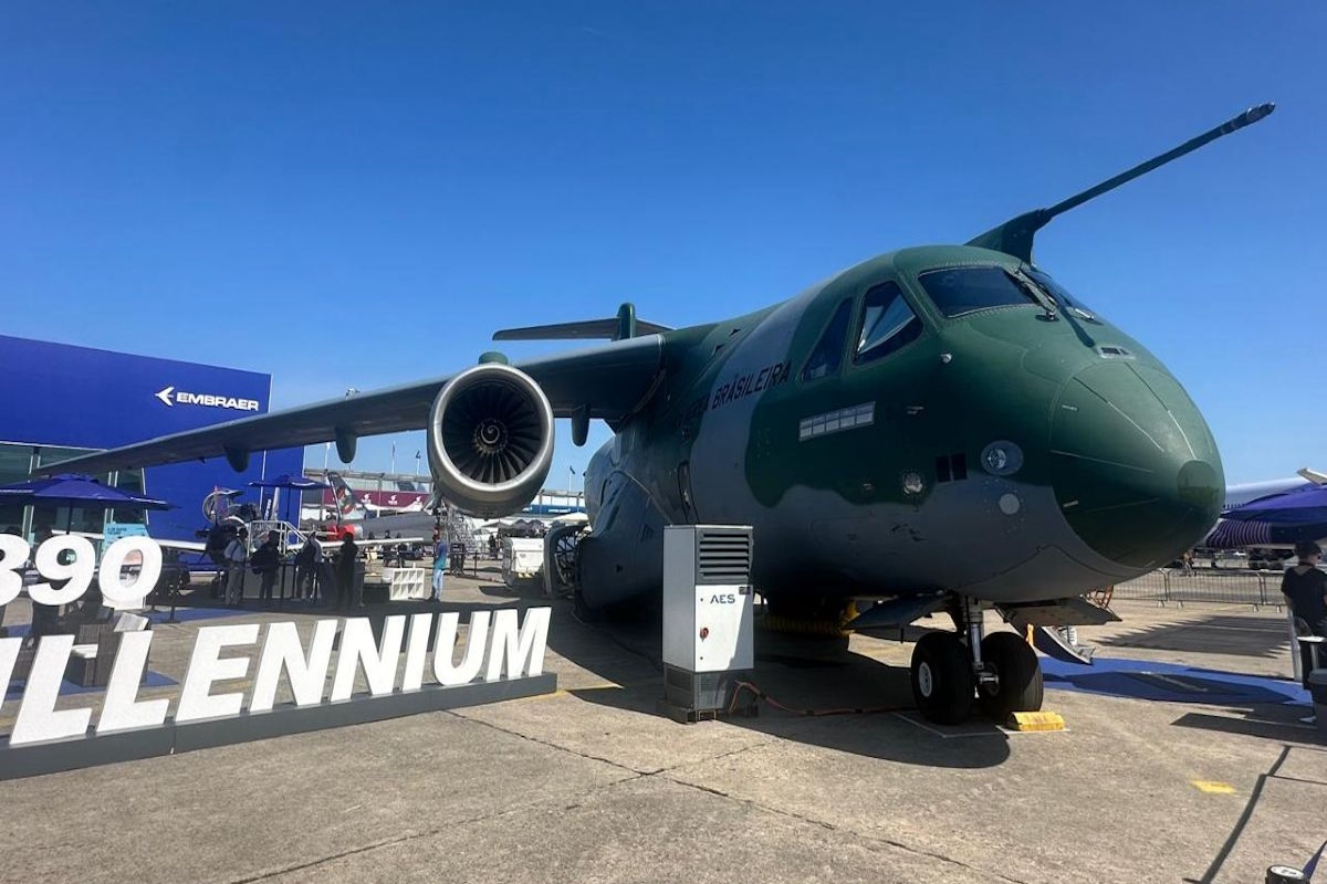C-390-Millenium-33-metagogika-meso-portogalias