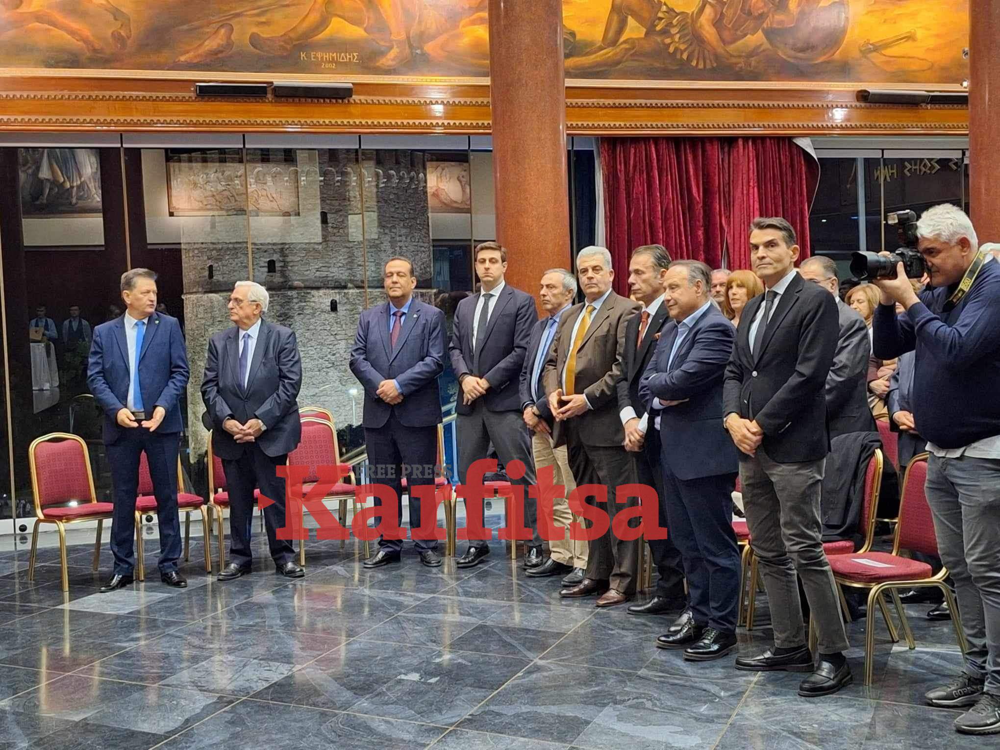 <div>Οι Απόστρατοι Αξιωματικοί της Θεσσαλονίκης κόβουν την πίτα και βραβεύουν μαθητές (ΒΙΝΤΕΟ & ΦΩΤΟ)</div>