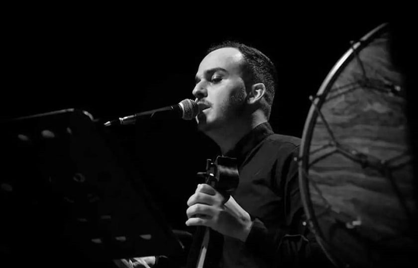 christos-navrozidis-Αnathema-se-kazachstan Χρήστος Ναβροζίδης: «Ανάθεμά σε Καζαχστάν» και άλλα τραγούδια για τον Καύκασο, σε ένα αναπάντεχο παρακάθ’