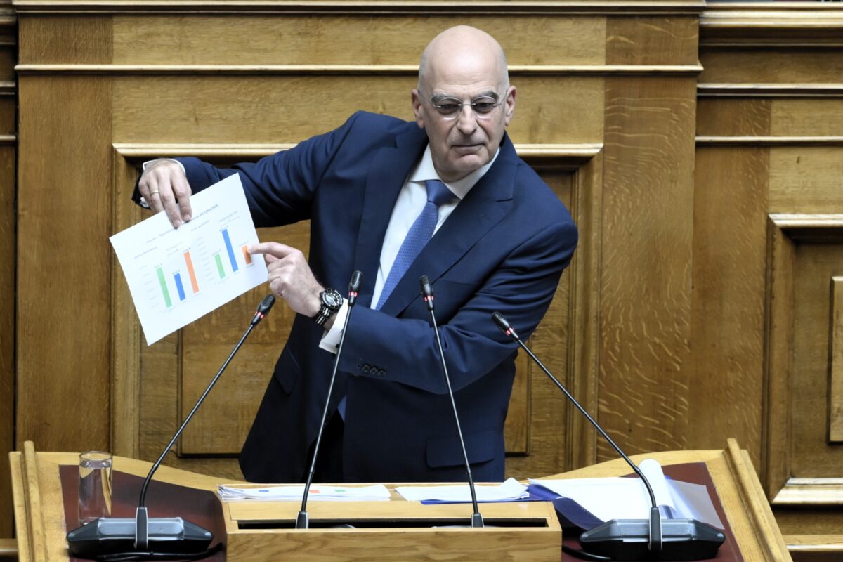 dendias-pia-ipostelechosi-echoume-158 Δένδιας: «Ποιά υποστελέχωση; Έχουμε 158 κτηνιάτρους για 549 σκυλιά, 6 άλογα και 10 γεράκια»