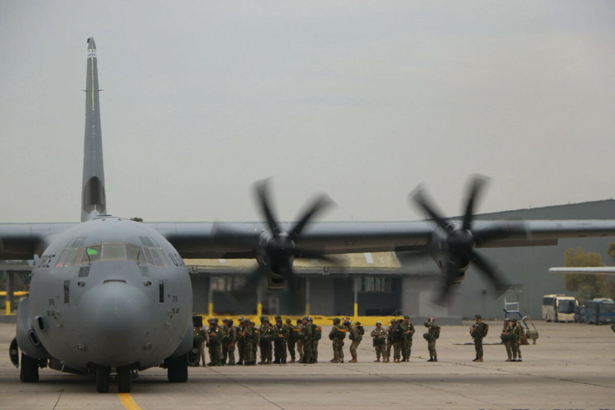 Δύσκολο το hot transfer για επιπλέον C-130 Hercules της USAF: Η εκ των έσω προσωρινή λύση για τις μεταφορές και το μέλλον που ίσως αλλάζει τα δεδομένα