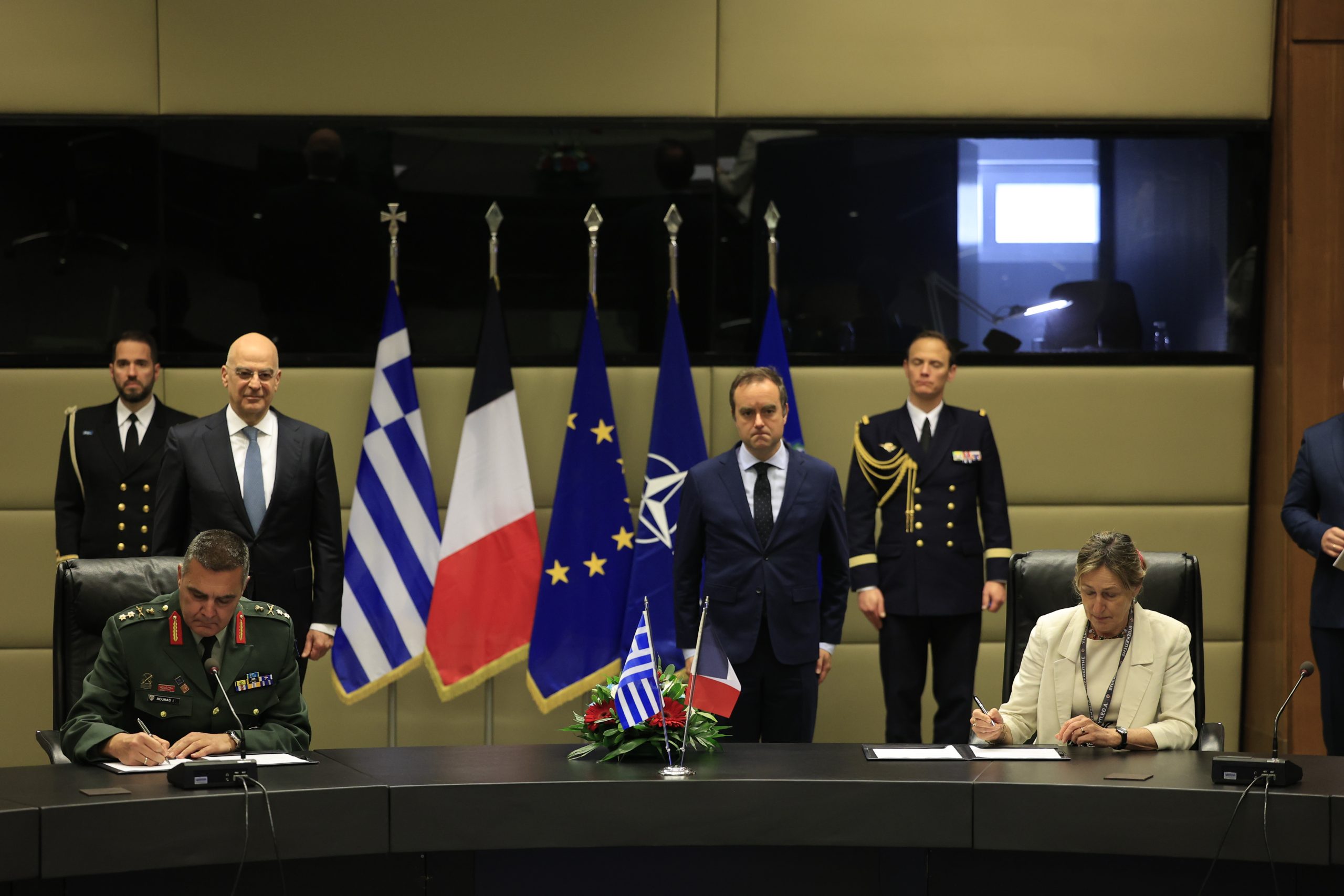 epesan-i-ipografes-gia-16 Έπεσαν οι υπογραφές για 16 γαλλικούς πυραύλους Exocet στην Ελλάδα