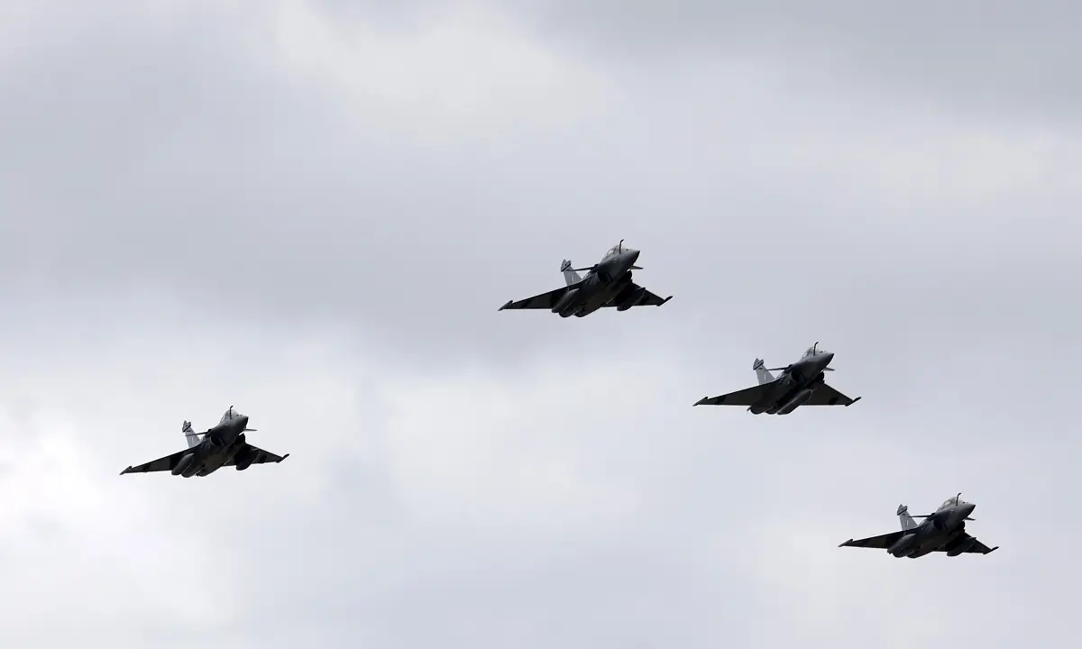 evropaiki-amina-se-krisi-me Ευρωπαϊκή άμυνα σε κρίση με το SCAF: Σενάρια διάλυσης ξανά στο τραπέζι