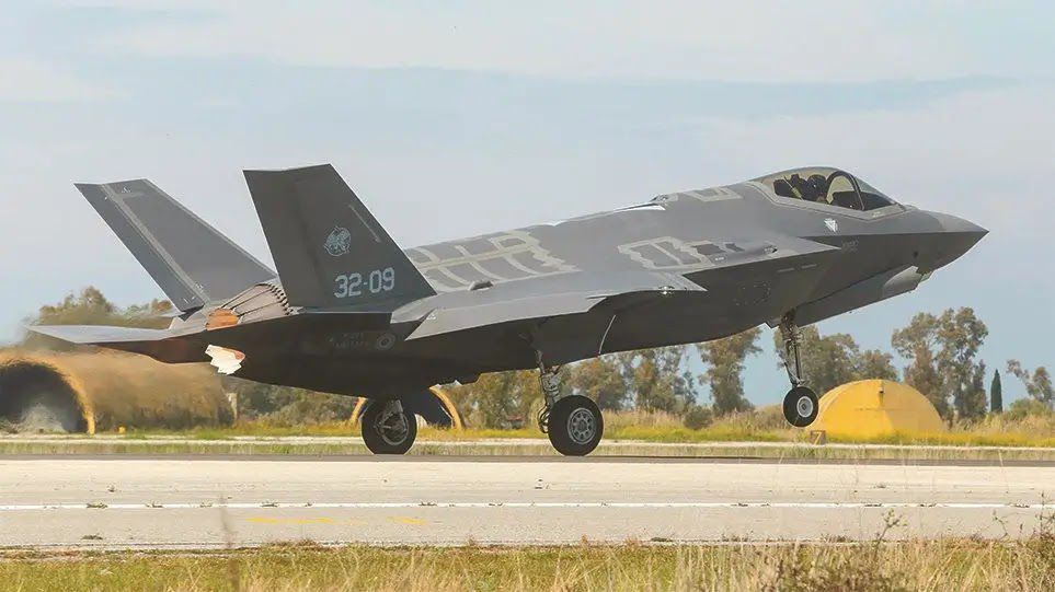 F-35-stin-Αndravida-Αrchizoun-i F-35 στην Ανδραβίδα: Αρχίζουν οι πρώτες εργασίες στην «φωλιά» των stealth μαχητικών
