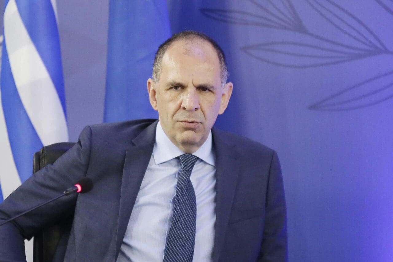 gerapetritis1-2-scaled-1 Γεραπετρίτης: Συνοδευτικός ο ρόλος της φρεγάτας στην Ερυθρά