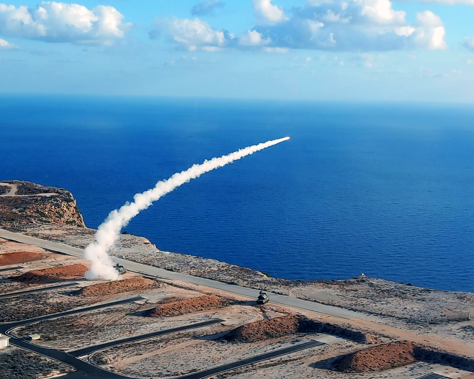 ΓΕΣ: Βολές αντιαεροπορικού πυροβολικού με ASRAD, TOR και Stinger στο Πεδίο Βολής Κρήτης [vid]