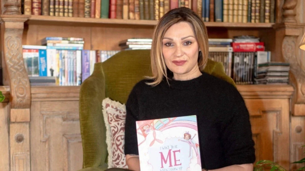 H-omogenis-Elle-Likopoulos-timithike H ομογενής Elle Likopoulos τιμήθηκε με το χρυσό βραβείο των «Women Changing the World»