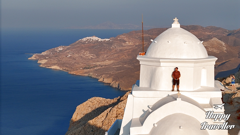 Happy-Traveller-stin-Αnafi