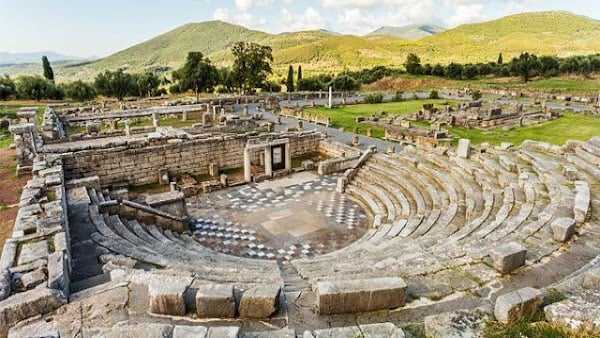 i-archees-polis-tis-elladas