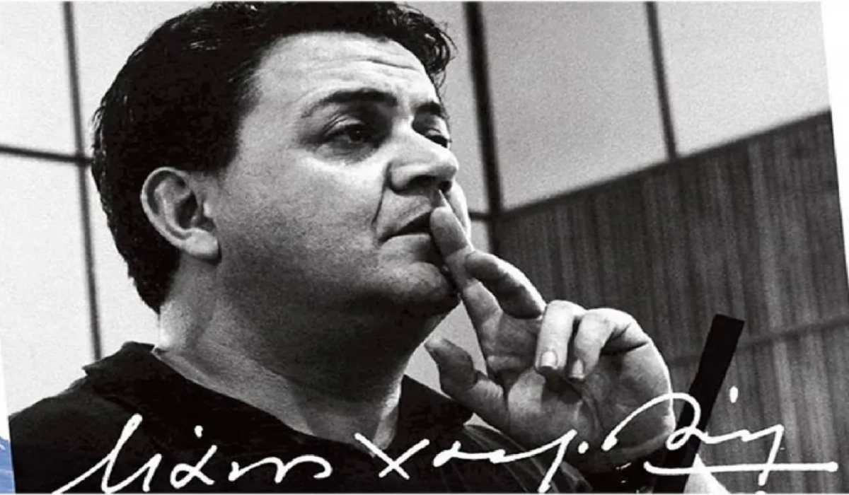 i-dimosia-galliki-radiofonia-giortazi
