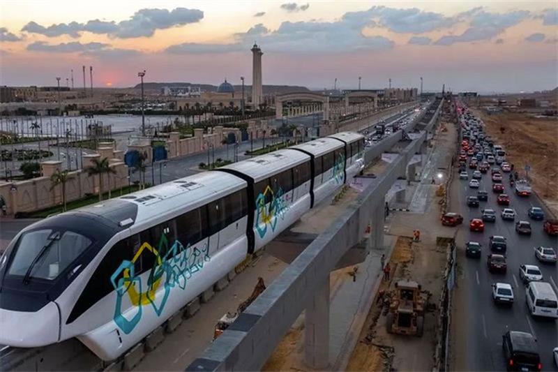 Η Αίγυπτος εγκαινιάζει την πρώτη φάση του «Monorail»