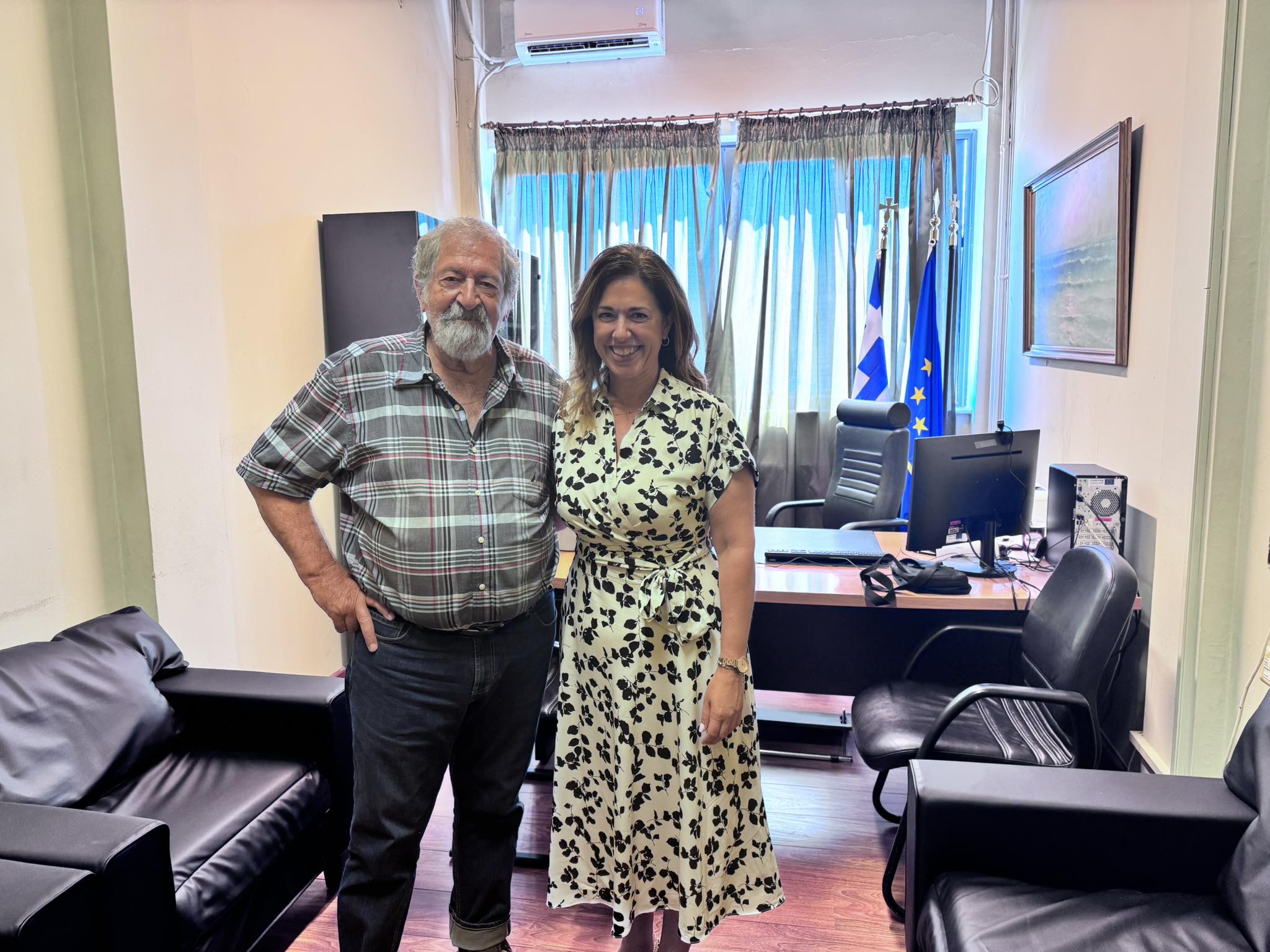 i-eleni-papanastasatou-chtizi-gefires Η Ελένη Παπαναστασάτου χτίζει γέφυρες με την Ομογένεια -Συνάντηση με τον Απόστολο Αγγούρια