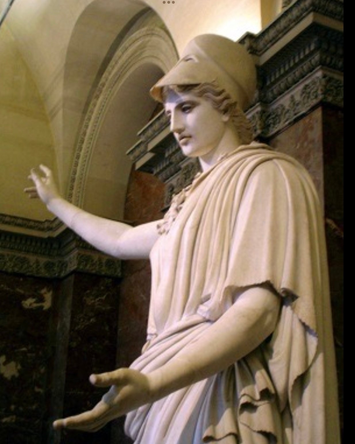 i-mimisi-stin-archea-elliniki