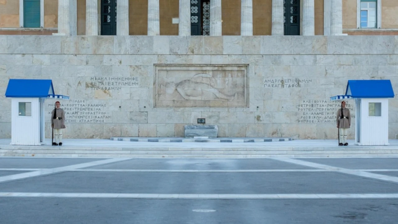 i-tropologia-gia-to-mnimio Η τροπολογία για το Μνημείο του Αγνώστου Στρατιώτη