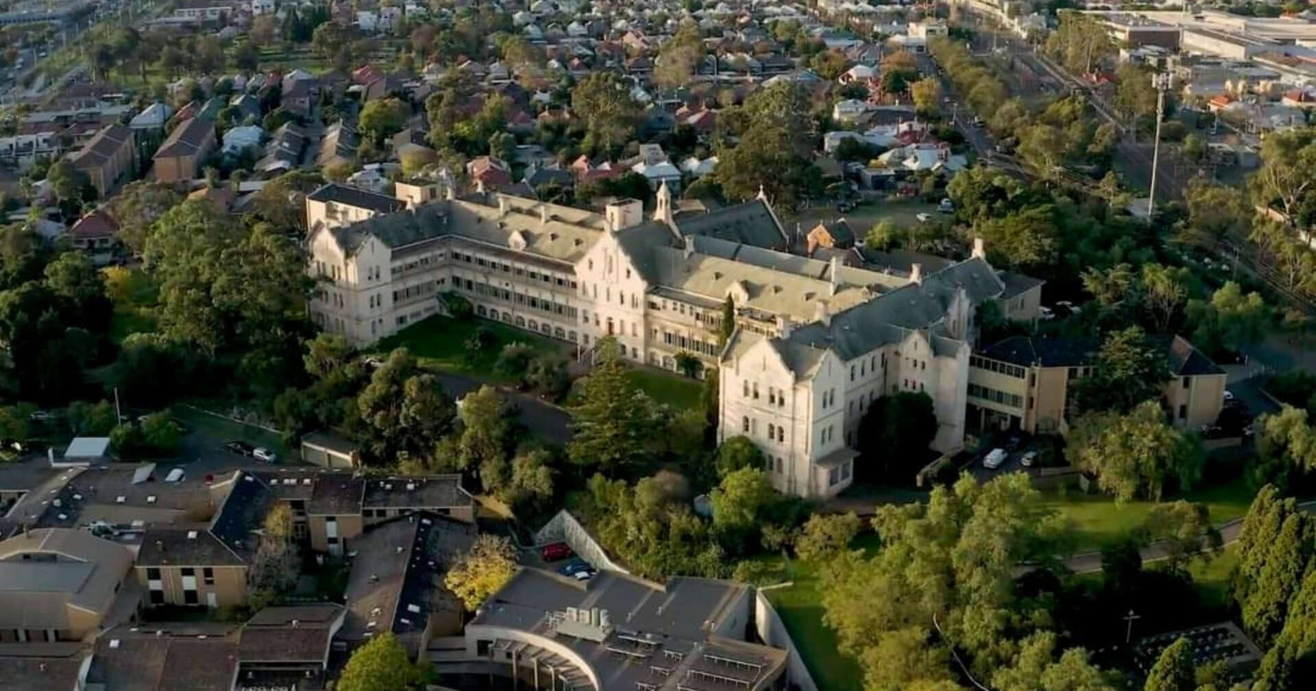 iera-panigiris-pros-timin-tis Ιερά Πανήγυρις προς τιμήν της Παναγίας «Άξιον Εστίν» και των Αγίων Αποστόλων Βαρθολομαίου και Βαρνάβα στη Μελβούρνη