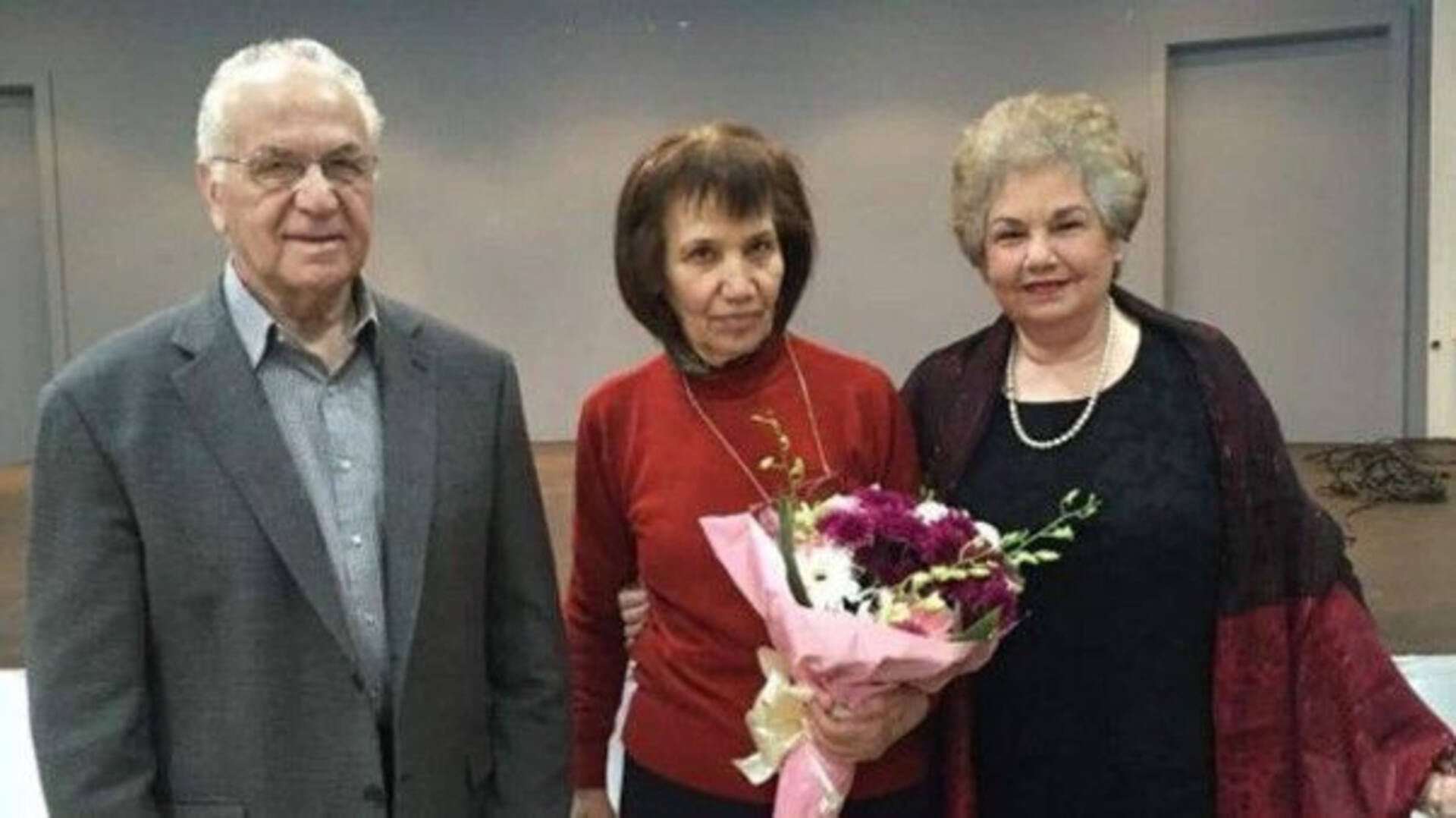 istato-chere-ston-kosta-elisseou Ύστατο χαίρε στον Κώστα Ελισσέου