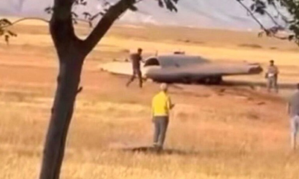 katerrefse-ston-aera-to-tourkiko… Κατέρρευσε στον αέρα το τουρκικό… «υπερόπλο» – Αναγκαστική προσγείωση για το ANKA