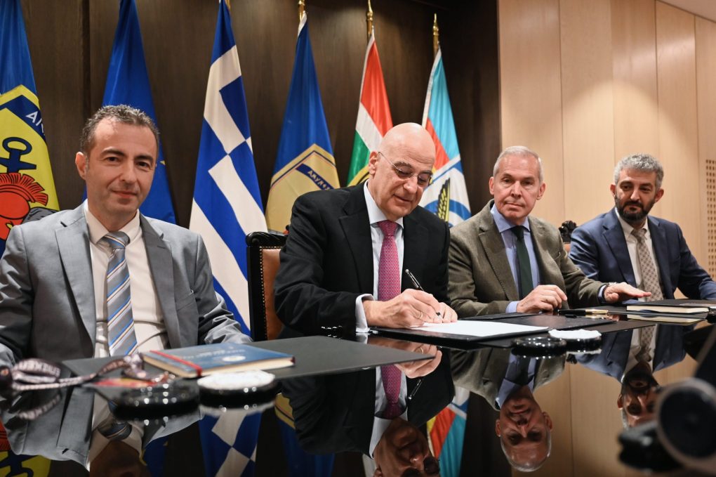 Με απόφαση Δένδια παραχωρείται στους δικαστές και εισαγγελείς το δικαίωμα πρόσβασης στα Στρατιωτικά Νοσοκομεία