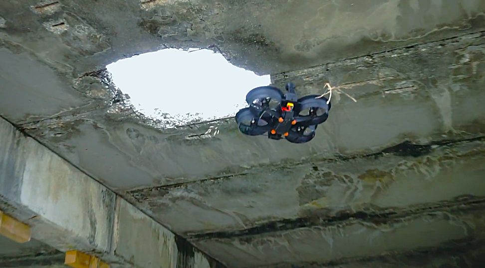 me-ellinika-drone-INTRUDER-SE Με ελληνικά drone INTRUDER SE εφοδιάζεται η ΕΜΑΚ του Πυροσβεστικού Σώματος