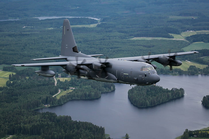 military-transport-aircraft-lockheed-c-130-hercules-aircraft-transport-aircraft-wallpaper-preview-1