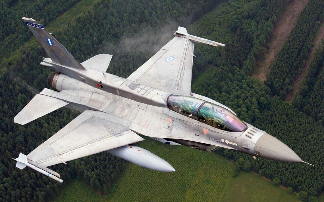 niki-ochi-stin-apostoli-F-16 ΝΙΚΗ: Όχι στην αποστολή F-16 στη Ρουμανία για το Ουκρανικό