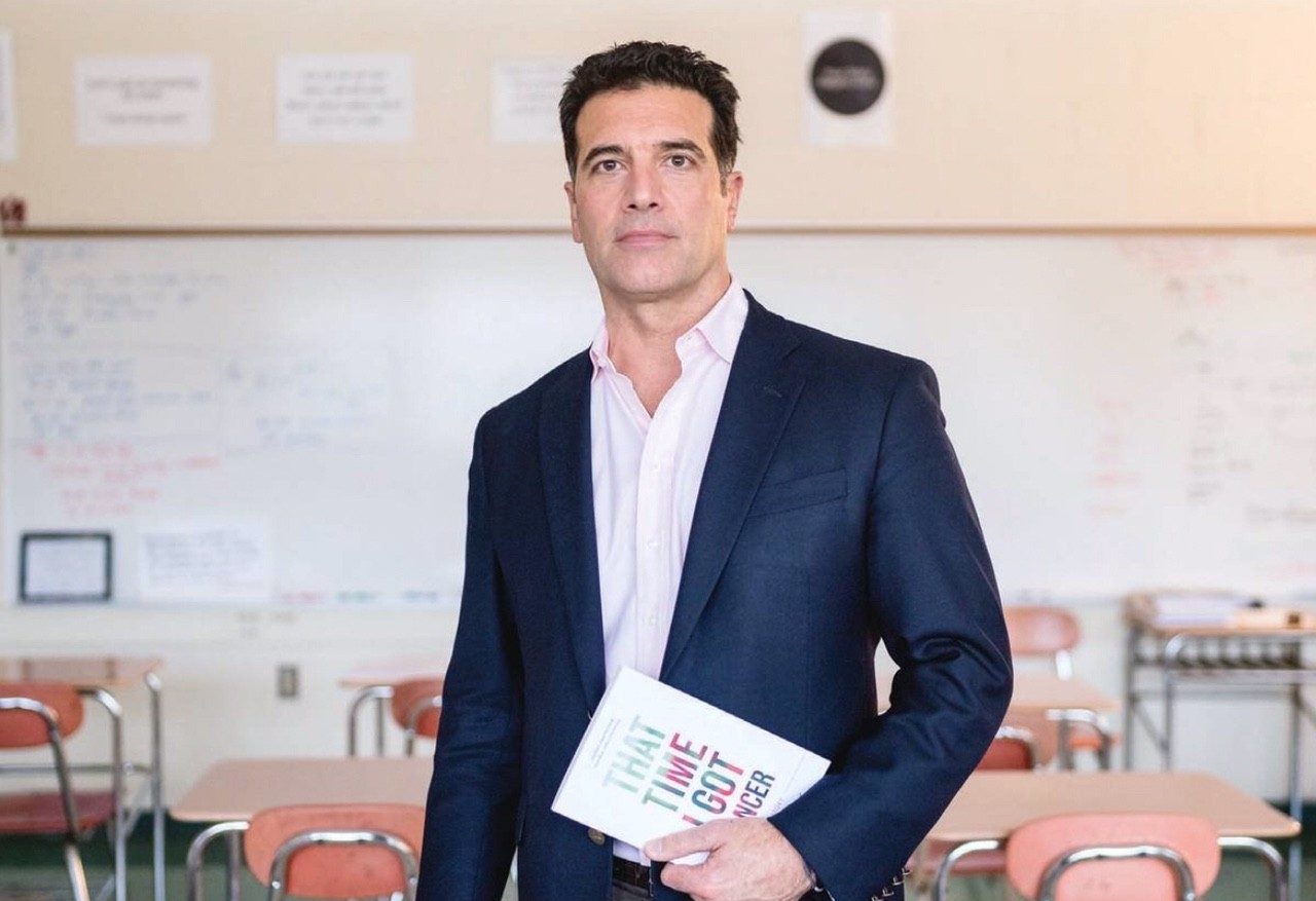 Ο Ελληνοαμερικανός συγγραφέας Jim Zervanos στη «Φωνή της Ελλάδας»