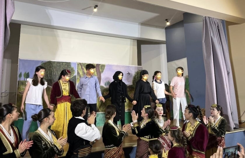 o-thodoron-ke-to-kokkimellon «Ο Θόδωρον και το Κοκκύμελλον» διασκέδασε ποντιακά την Έδεσσα