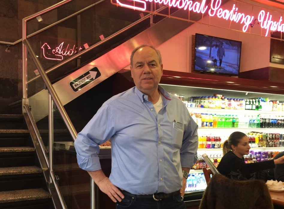pappous-gia-defteri-fora-o Παππούς για δεύτερη φορά ο Βασίλης Κοκκόσης!