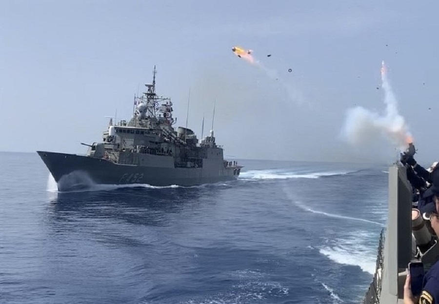 Πηγές Πολεμικού Ναυτικού: Κανένα πρόστιμο στη φρεγάτα «Ύδρα» – Δόθηκαν περίπου 147.000 ευρώ για τη διέλευση της διώρυγας του Σουέζ