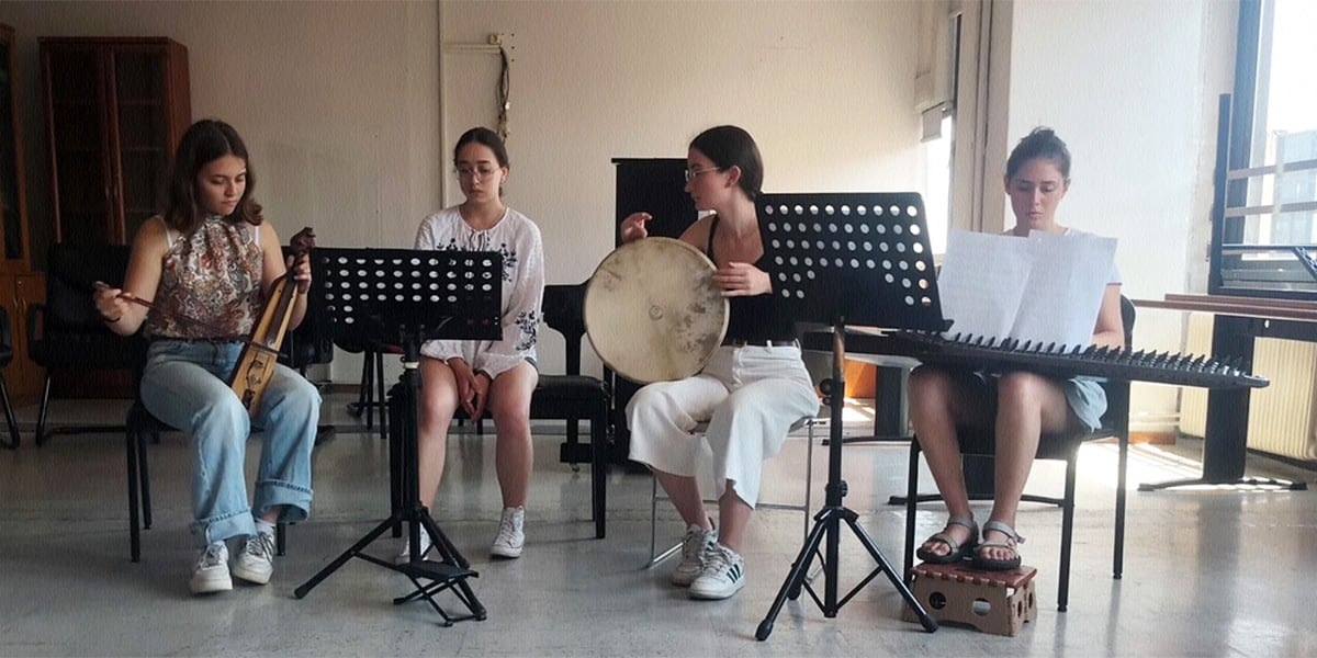 pontiaki-mousiki-ta-fintania-tou Ποντιακή μουσική: Τα φιντάνια του ΠΑΜΑΚ αποδεικνύουν ότι έχει μέλλον – Εντυπωσιάζουν Κοκκινασίδου, Νεοκλέους, Κατσαβουνίδου και Μπούρα