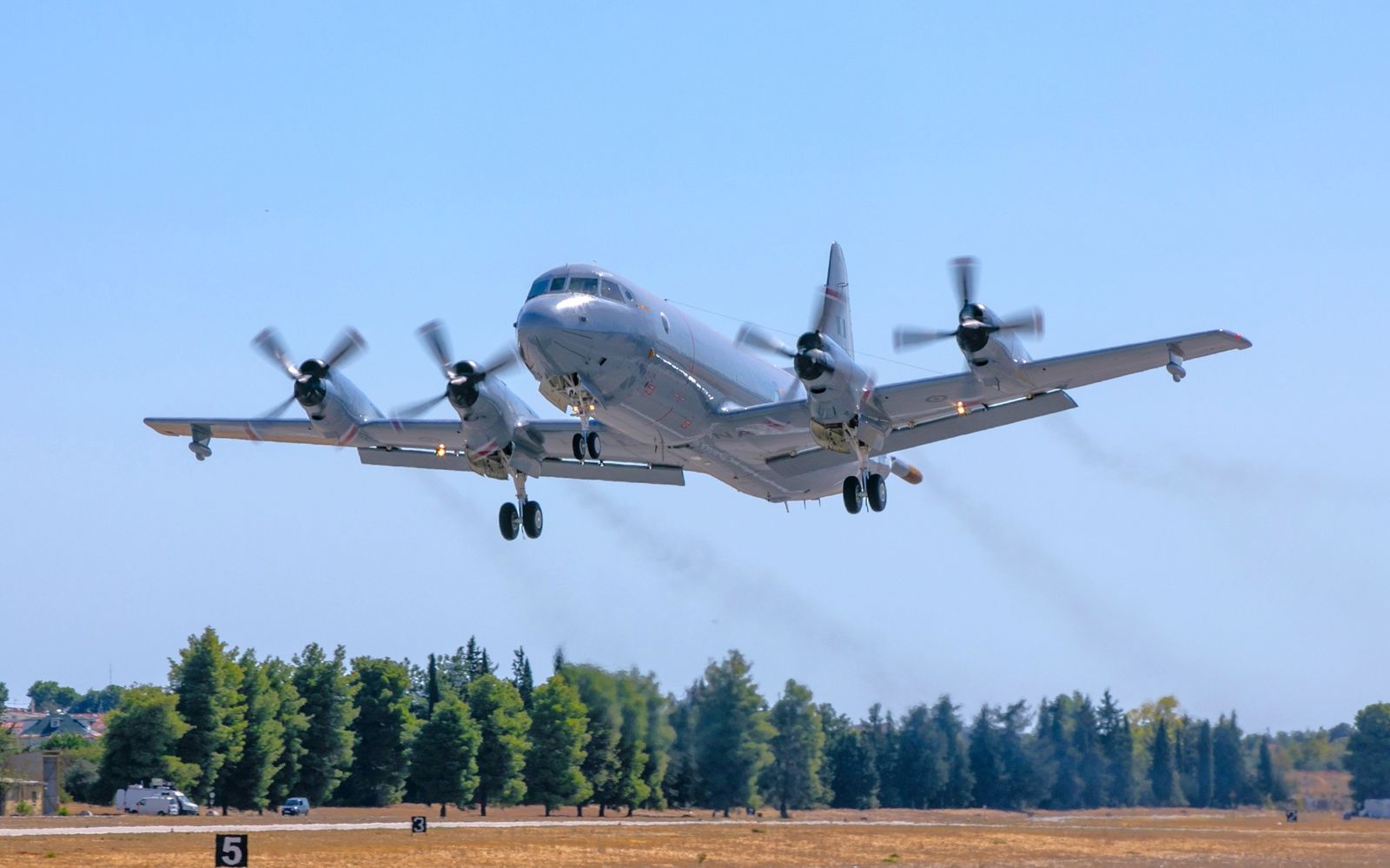 proti-ptisi-tou-eksigchronismenou-P-3B Πρώτη πτήση του εκσυγχρονισμένου P-3B Orion