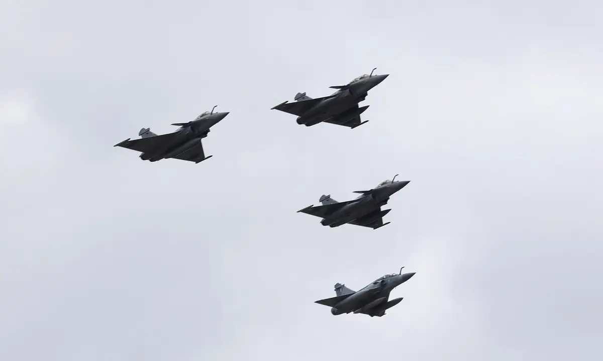 Rafale στο κυνήγι των Bayraktar 