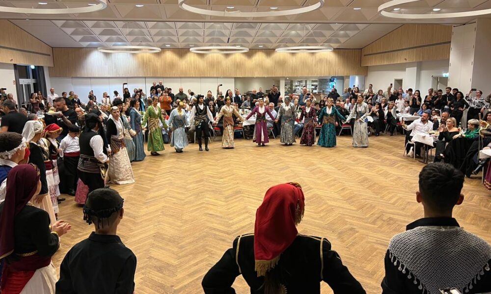 Στους ρυθμούς της Κρητικής μουσικής και παράδοσης χτύπησε η καρδιά του Αμβούργου