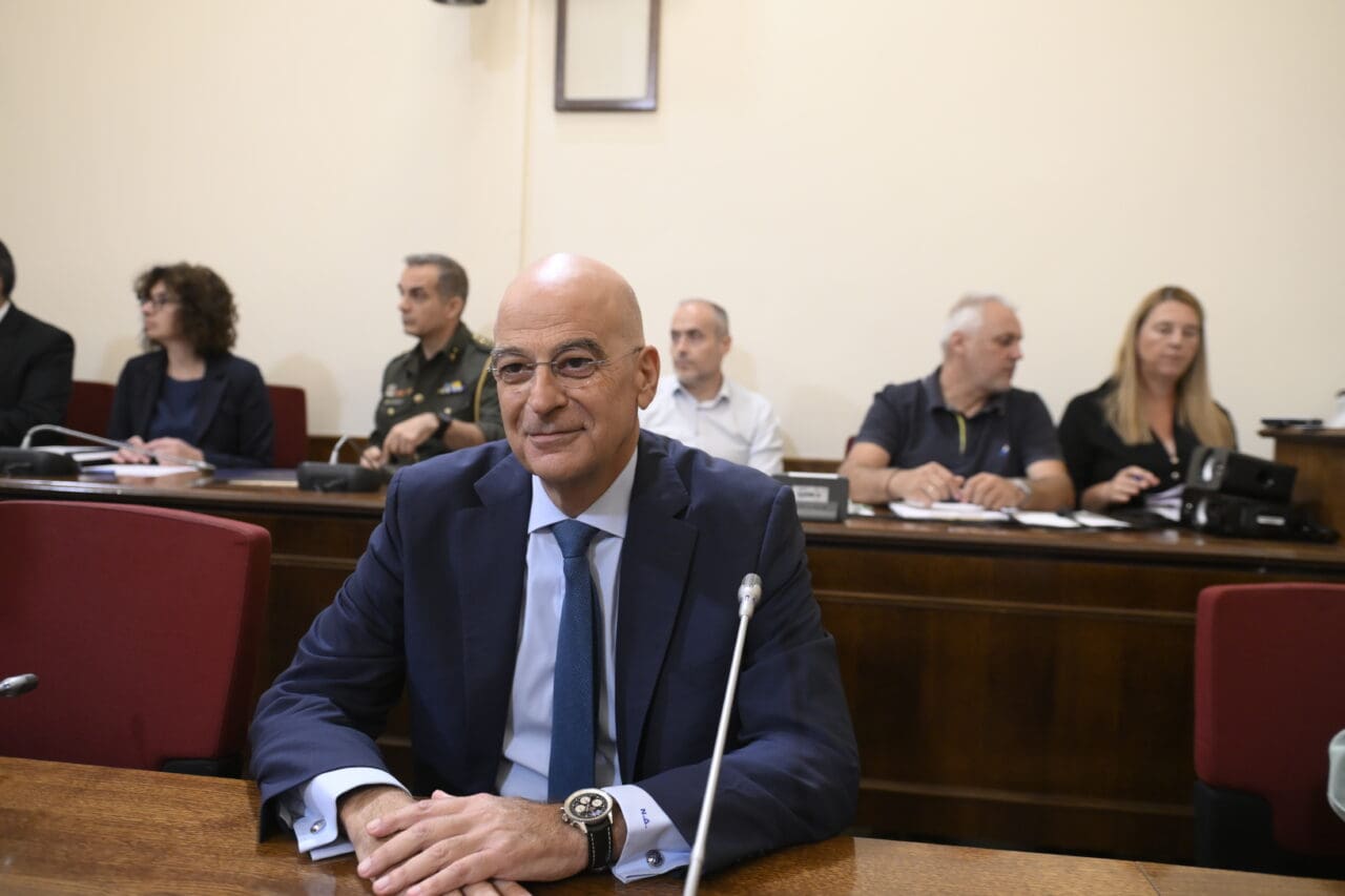 stratiotiki-sfodres-antidrasis-kata-dendia Στρατιωτικοί: Σφοδρές αντιδράσεις κατά Δένδια για τις παραιτήσεις