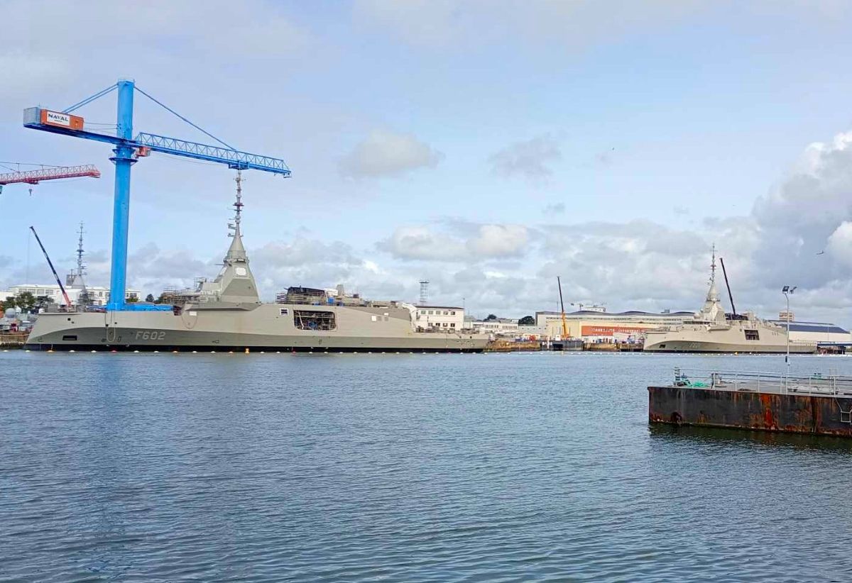 teleti-kathelkiseos-fregatas-formion-F Τελετή καθελκύσεως φρεγάτας ΦΟΡΜΙΩΝ (F 603) και “επιθεώρηση” της ΚΙΜΩΝ (F 601)